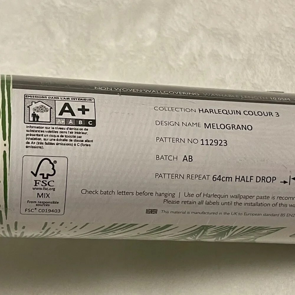 Harlequin Non Woven Wallcovering‎ Wallpaper Melograno 10 M x 52 CM Green Fruits